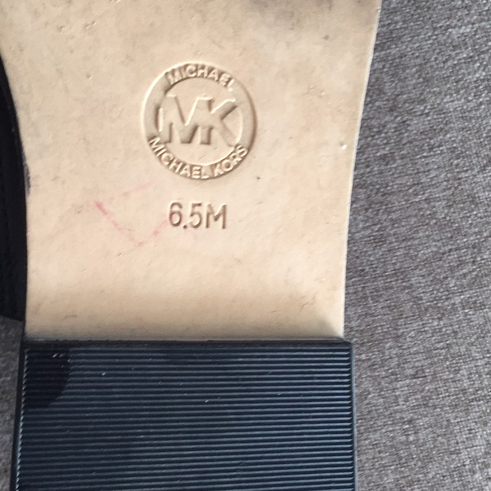 MK Sandals - Picture 6 of 6